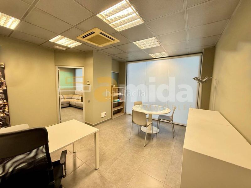 Foto 91f0e0ec-5192-4b3a-871e-e78a5fe72094. Local comercial a Centre Sabadell