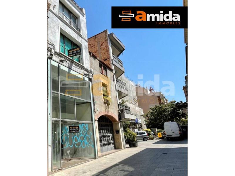 Foto 01907818-12cb-4176-92d7-8495f50adfcd. Edificio in Centre Sabadell