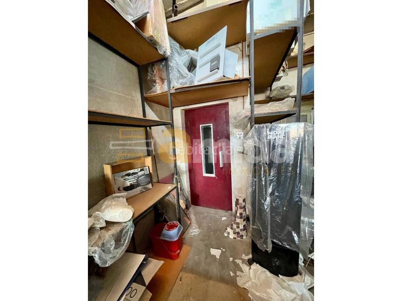 Foto 0340c278-e437-4a26-a29c-09268a63fc95. Edificio in Centre Sabadell