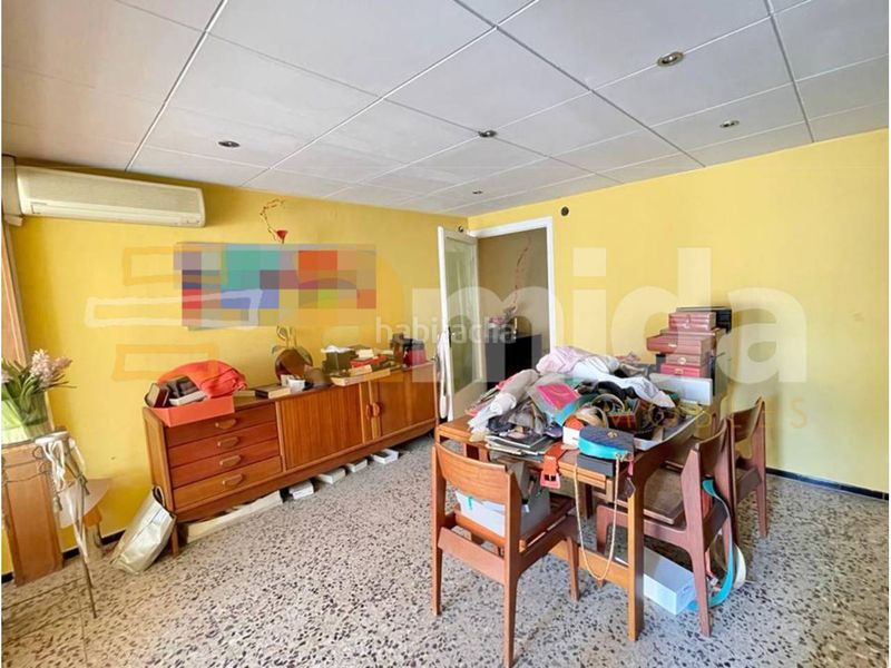 Foto 12713254-f410-44ec-86e1-e6726da84eee. Edificio in Centre Sabadell