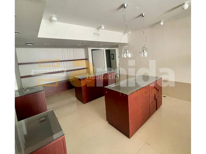 Foto 1f929297-5920-493f-b623-1d894810c18c. Edificio in Centre Sabadell