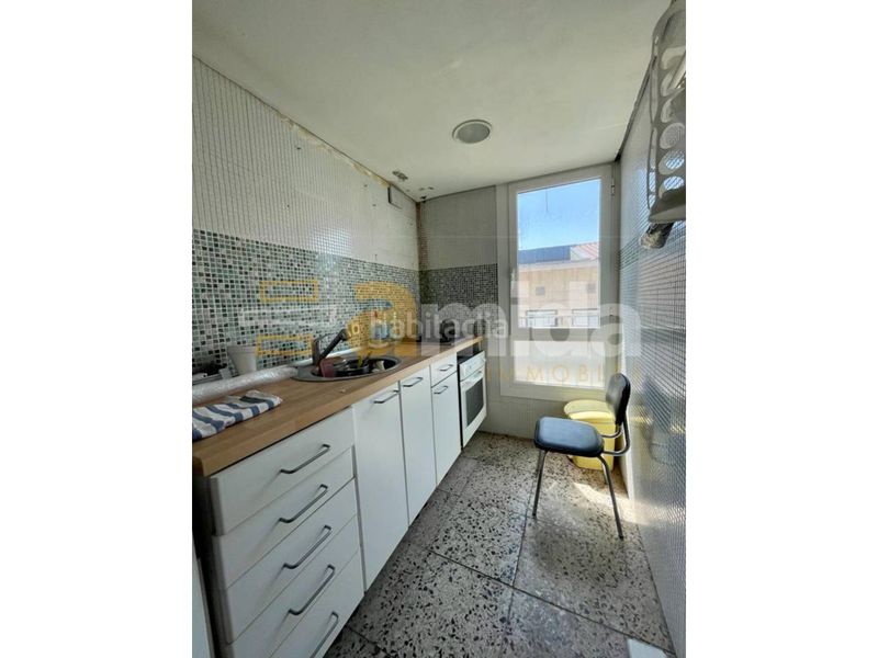 Foto 81d53b43-c807-4998-94ea-9e822669b3c4. Edificio in Centre Sabadell