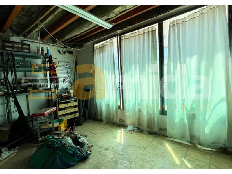 Foto 88893364-0a33-4c88-980b-e017372a693e. Edificio in Centre Sabadell