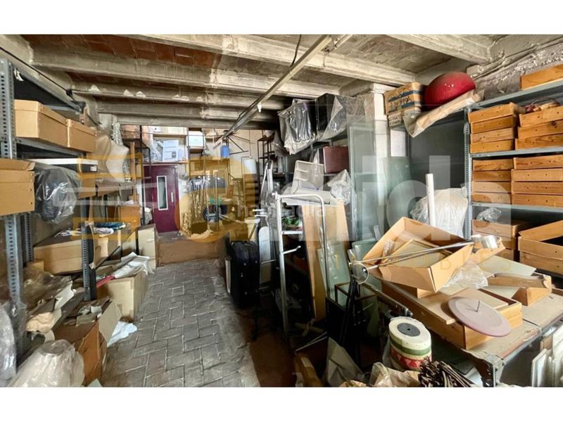 Foto bb0dc5e2-e805-4c79-beec-cf122477b61e. Edificio in Centre Sabadell