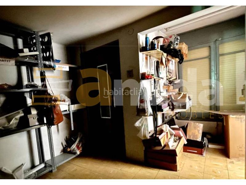 Foto edcac84a-fbee-4663-bd1b-de0aa6cd93b8. Edificio in Centre Sabadell