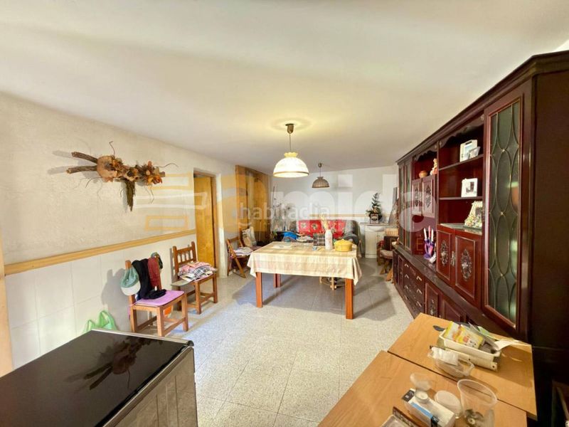 Foto 3060da94-2929-4d65-aa4d-bfedb4f142b0. Casa amb calefacció a Can Puiggener Sabadell