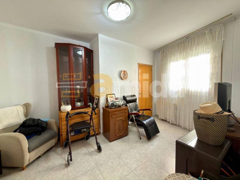 Foto cf16f710-e93e-4c63-88a4-a42f3f3c79a2. Casa amb calefacció a Can Puiggener Sabadell