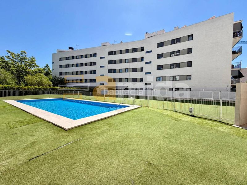 Foto 338913be-5ce8-4cf8-9bab-3bcf364f9730. Pis amb calefacció aparcament piscina a Can Gambús Sabadell