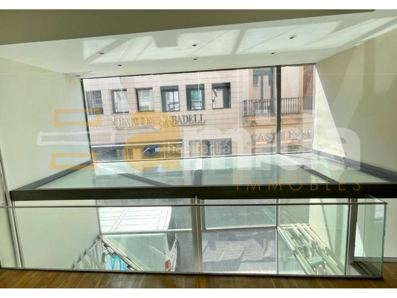 Foto c47908e3-16dd-46fa-b34c-c2054cbc63a2. Edificio  en venta en el centro en Centre Sabadell