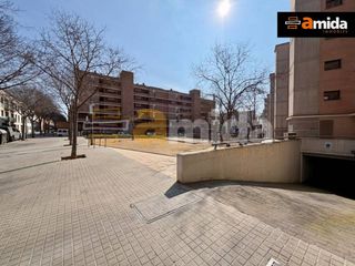 Alquiler Parking coche en Centre. Plaza de aparcamiento en venta en el centro de sabadell.