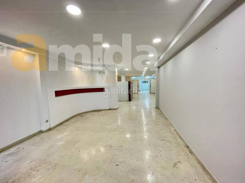Foto 57965730-ba8c-4568-9a69-c141e25406a8. Lloguer local comercial a Centre Sabadell
