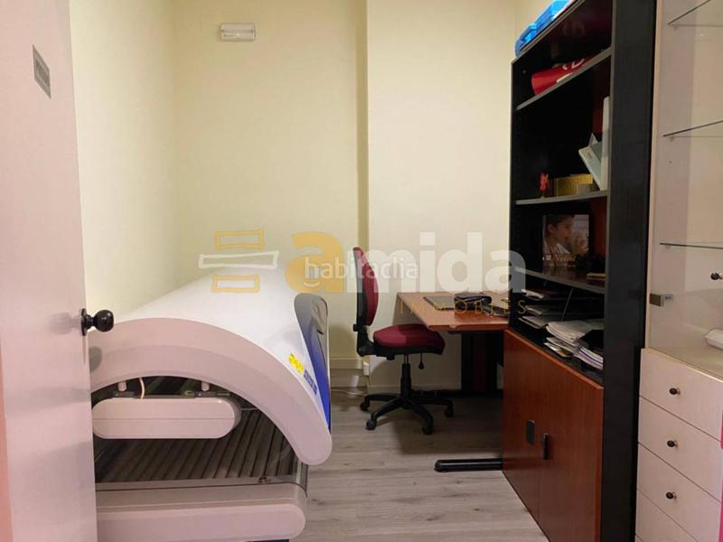 Foto c0fcc029-b499-4c76-88f4-723a4103f84b. Local comercial a Centre-Eixample-Can Llobet Barberà del Vallès