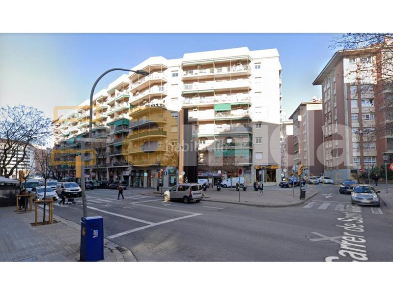 Foto 3156be1f-c3b5-443a-bf83-836191565e32. Local comercial local en venta en leix macià en Creu Alta Sabadell