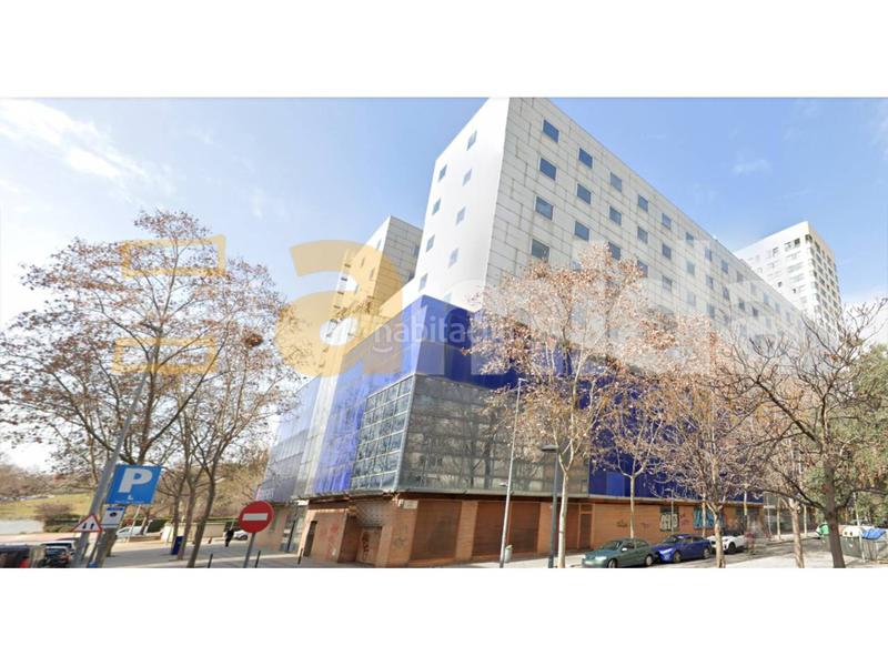 Foto 6093b960-ea1a-44af-9d52-ff9ca27b3973. Local comercial local en venta en leix macià en Creu Alta Sabadell