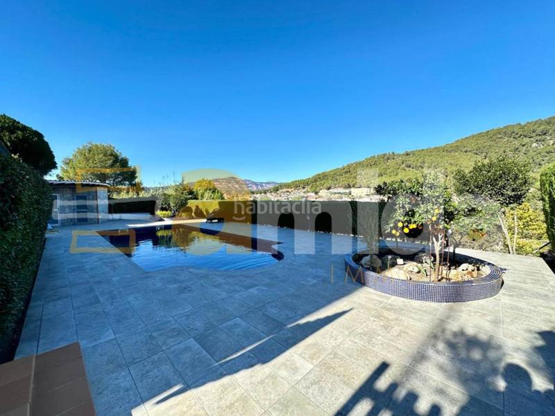 Foto 2cc5d041-84f3-464f-be49-afe7f0880790. Chalet casa en venta en castellar del vallés en Eixample - Can Bogunyà Castellar del Vallès