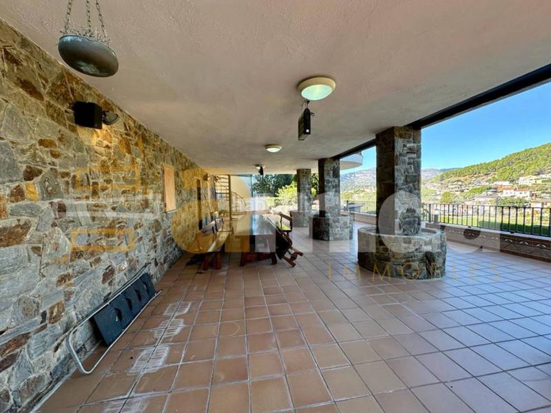 Foto 97c5d1e6-dc47-4e2e-a837-93a4e3a7f290. Chalet casa en venta en castellar del vallés en Eixample - Can Bogunyà Castellar del Vallès