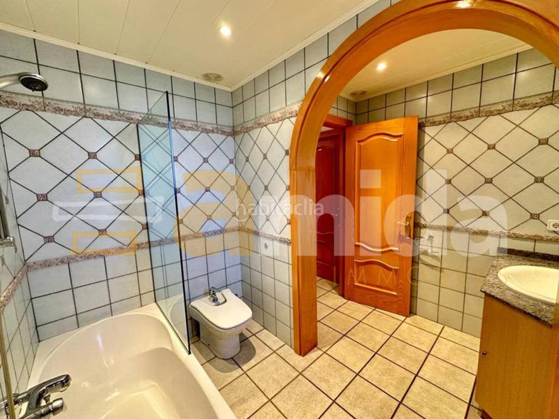 Foto 99179b3b-0cad-4d07-83d9-6220682c68d2. Chalet casa en venta en castellar del vallés en Eixample - Can Bogunyà Castellar del Vallès