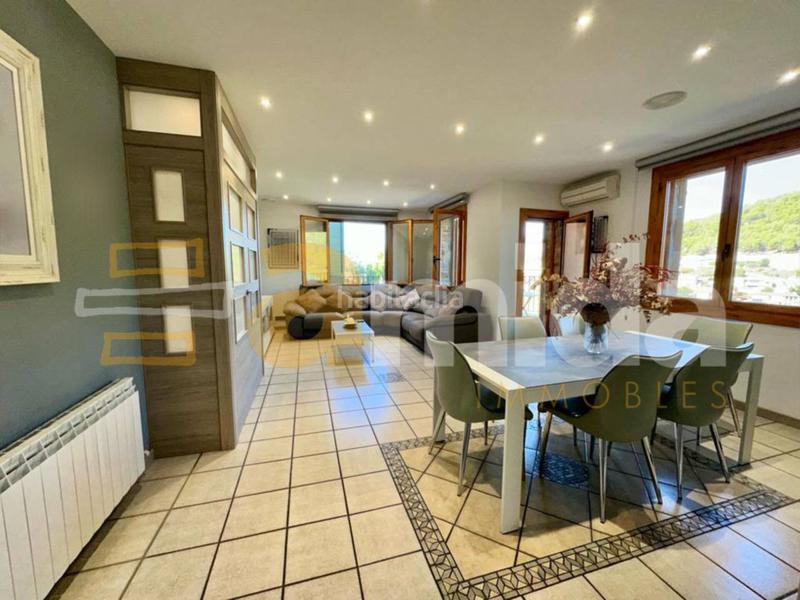 Foto ad0bbe41-06ca-4d40-8174-f5ddf48a29b5. Chalet casa en venta en castellar del vallés en Eixample - Can Bogunyà Castellar del Vallès