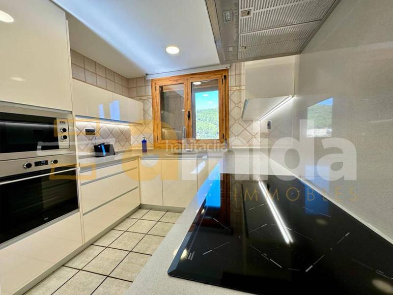 Foto cb38dbbf-e81c-442c-ac35-6c3b4ae8663c. Chalet casa en venta en castellar del vallés en Eixample - Can Bogunyà Castellar del Vallès