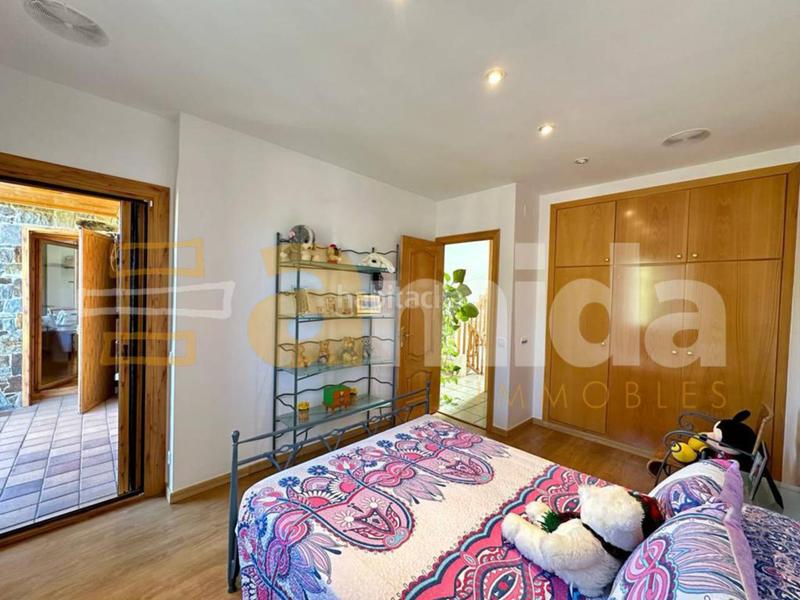 Foto d17c5a0d-03b5-45fb-a70a-73d828a6fa1a. Chalet casa en venta en castellar del vallés en Eixample - Can Bogunyà Castellar del Vallès