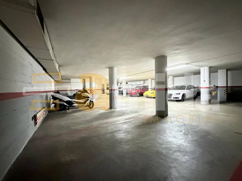 Foto 85a82703-7bd9-4bbe-aa13-feec37528074. Posto auto in Ca n'Oriac Sabadell