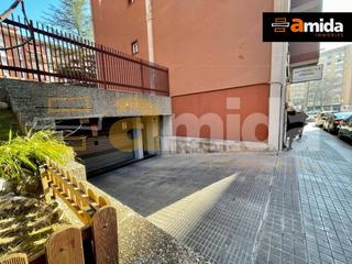 Lloguer Aparcament cotxe a Creu Alta. Parking en alquiler en la creu alta
