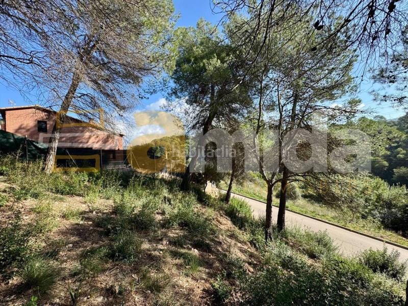 Foto be1d9698-9b79-4415-86c2-a9e4338c2e4d. Solar industrial solar en venta en Rellinars