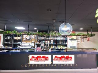 Traspàs Local Comercial a Ciutat Esportiva. Excelente cafetería  restaurante  en zona residencial de altabix