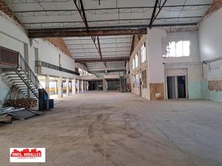 Lloguer Nau industrial a San Crispín. Se alquila nave diafana en carrus elche