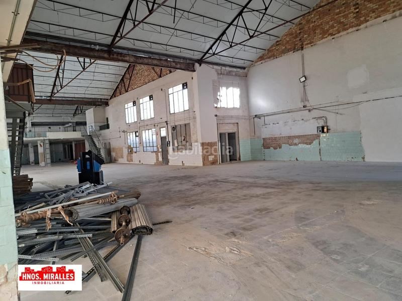 Foto 30e37bad-6565-45b1-aa15-01b75bbac1b9. Rent industrial building in San Crispín Elche / Elx