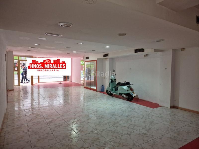 Foto bc8c9b12-fe25-4b6b-b2ed-e827c28fe683. Local commercial dans Centro Elche / Elx