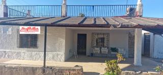Xalet a Algorós - El Derramador. Interesante chalet ideal para reformarlo a tu gusto.