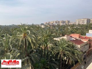 Location Appartement à Centro. Piso en centro zona cruz roja elche