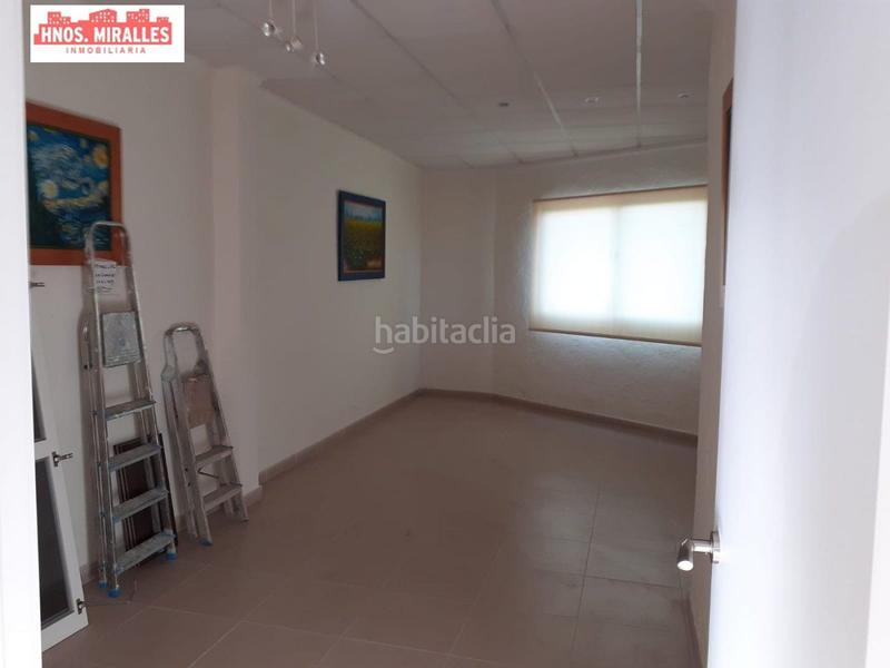 Foto ab388a57-87f6-4b18-829a-0d0b56f276a7. Location bâtiment à usage industriel dans Almoradí