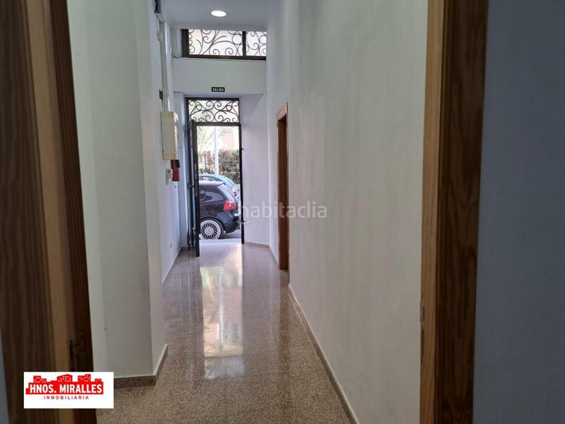 Foto dd17dbf2-24cd-4104-ba48-ea356dc87c22. Lloguer local comercial a San Crispín Elche / Elx