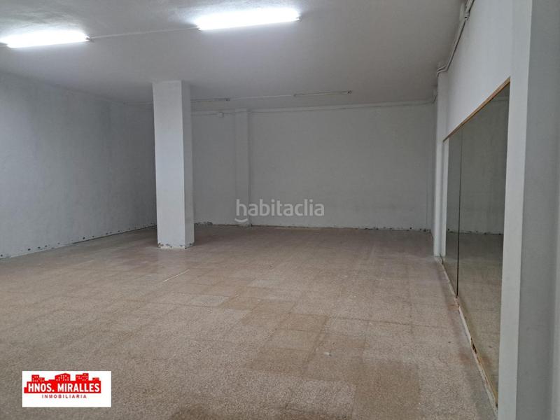 Foto d083b5c6-0bf0-4f24-8d2a-0ba46c8d43c9. Rent business premise in San Crispín Elche / Elx