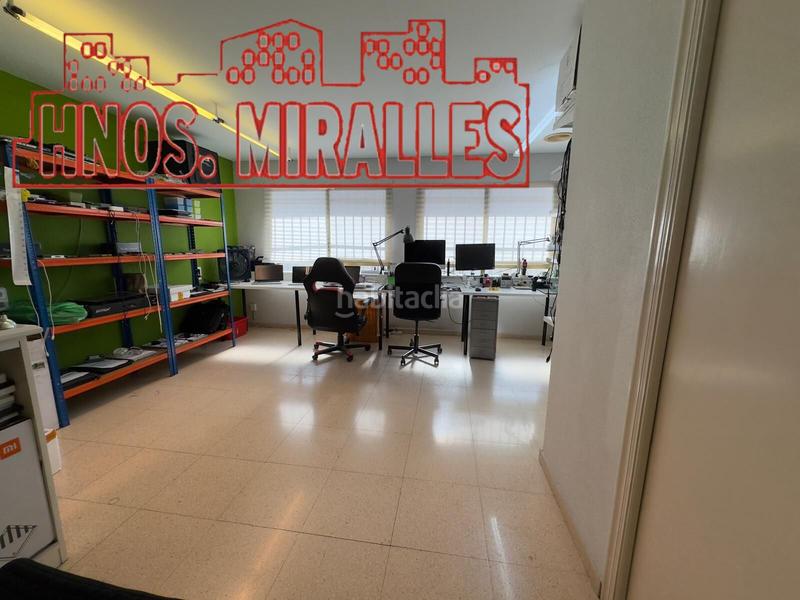 Foto 714b74d3-8afb-42fb-a62d-600df1208e5d. Affitto locale commerciale in Plaza Crevillente - Antiguos Juzgados - El Asilo Elche / Elx