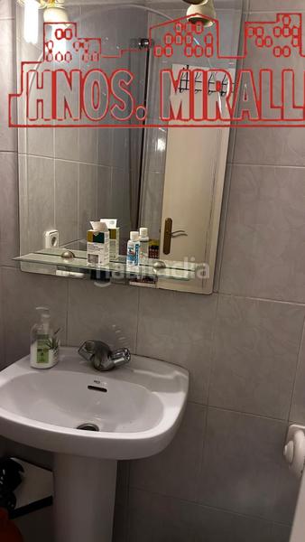 Foto 8a7c4678-355c-49a1-ada9-c61e2044e01d. Lloguer local comercial a Plaza Crevillente - Antiguos Juzgados - El Asilo Elche / Elx