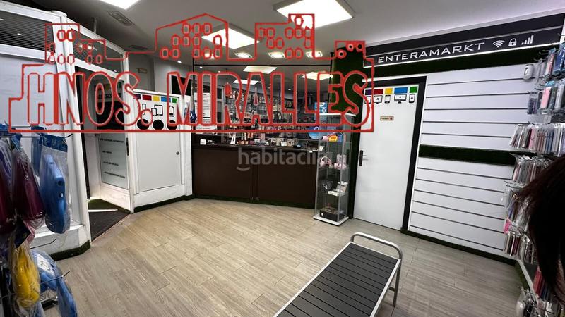 Foto e94cf5f8-848e-49d9-a18c-352093b9960b. Lloguer local comercial a Plaza Crevillente - Antiguos Juzgados - El Asilo Elche / Elx