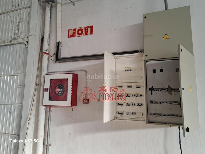 Foto 5ea0f7b5-e7b1-4419-9ef3-8d951bce1546. Capannone industriale in El Castillo Aspe