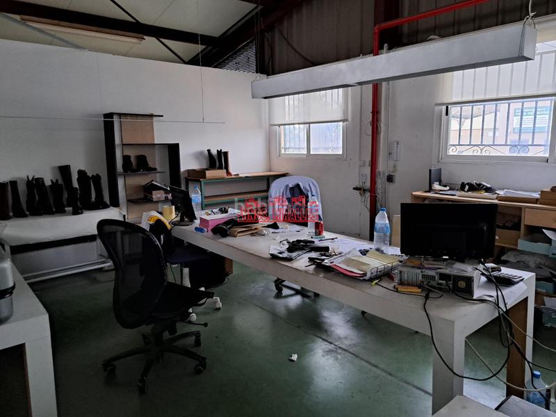 Foto 853a6bfe-1df0-49f5-a6b3-9b77aa90f974. Fabrikhalle in Pedanías Este Aspe