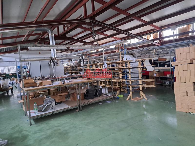 Foto af5a391b-8b38-4d7f-9f63-e070cce101e3. Fabrikhalle in Pedanías Este Aspe