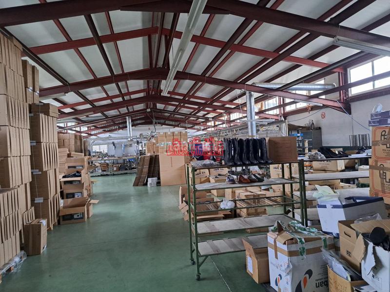 Foto bdae7402-1376-49f8-812a-d7a6b761021c. Fabrikhalle in Pedanías Este Aspe