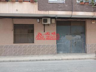 Local Comercial en El Castillo. Local almacén en aspe !!!