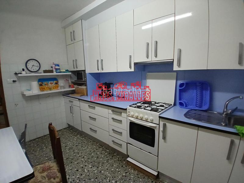 Foto 1dc36e29-c5d0-4051-9273-8e9ca1e37950. Casa amb aparcament a Las Fuentes-Los Cipreses Aspe