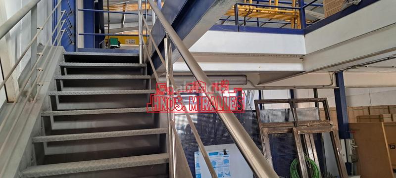 Foto c191df3e-61ed-4206-bee4-d3ad6650fa36. Fabrikhalle in Pedanías Este Aspe