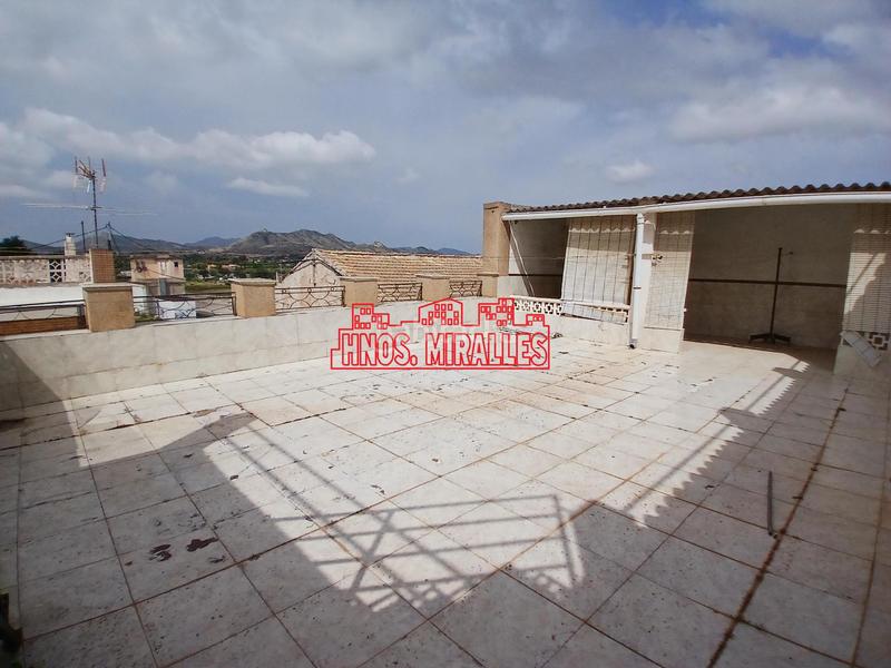 Foto 2a55f027-6c06-4a4b-9e51-336a517fd10d. Casa amb calefacció aparcament a San Juan Aspe