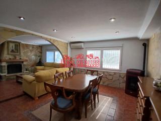 Xalet en Crevillente. Estupendo chalet en ptda. derramadormatola!!