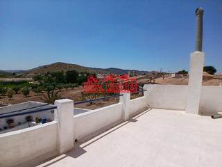 Maison à Algueña. Venta exclusiva, gran casa en algueña con 6 habitaciones, patio