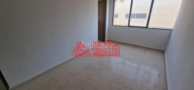 Foto 8335211b-7211-43f6-b348-b824bb2dec82. Alquiler nave industrial disponible alquiler de nave en zona industrial del poligono de carrus !! en Elche / Elx